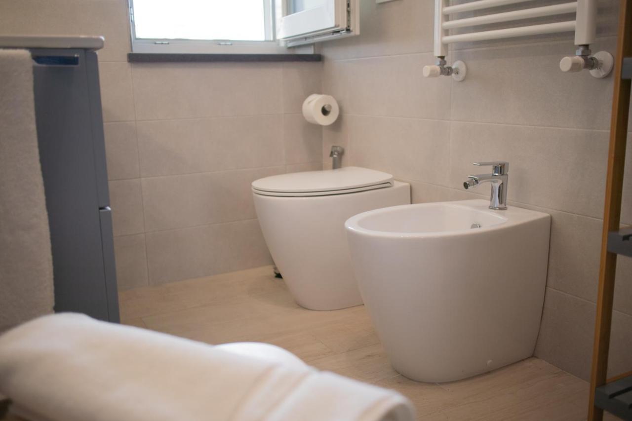 E-Twelve Apartment เนเปิลส์ ภายนอก รูปภาพ